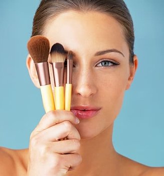 Makeup Brushes And How To Use Them 1080x476